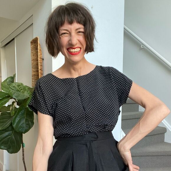 Vintage Polka Dot Top - Picture 3 of 13